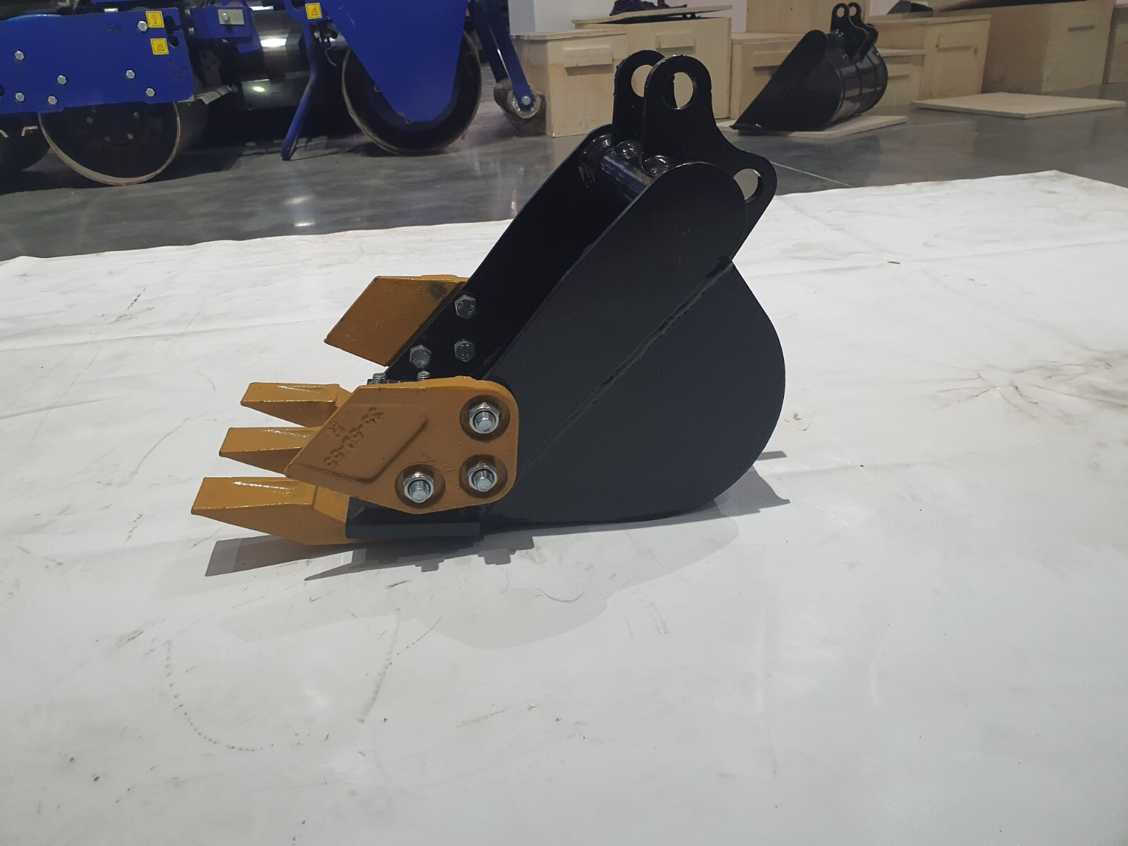 Agrotk 300MM Tooth Bucket Attachment for Mini Excavator Digger 2-Teeth Buckets