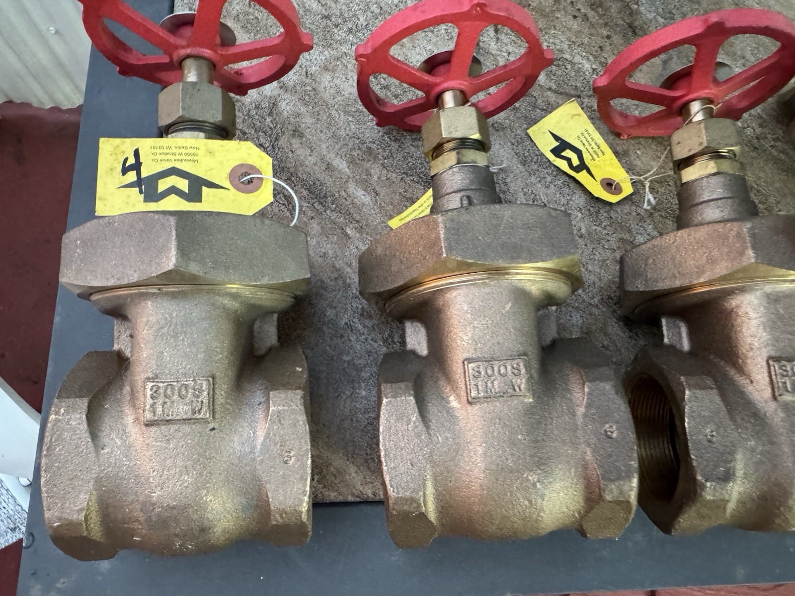 Brand New Milwaukee Gate Valve Class 300 2”,FNPT ,bronze 300 SWP 1000 Wog