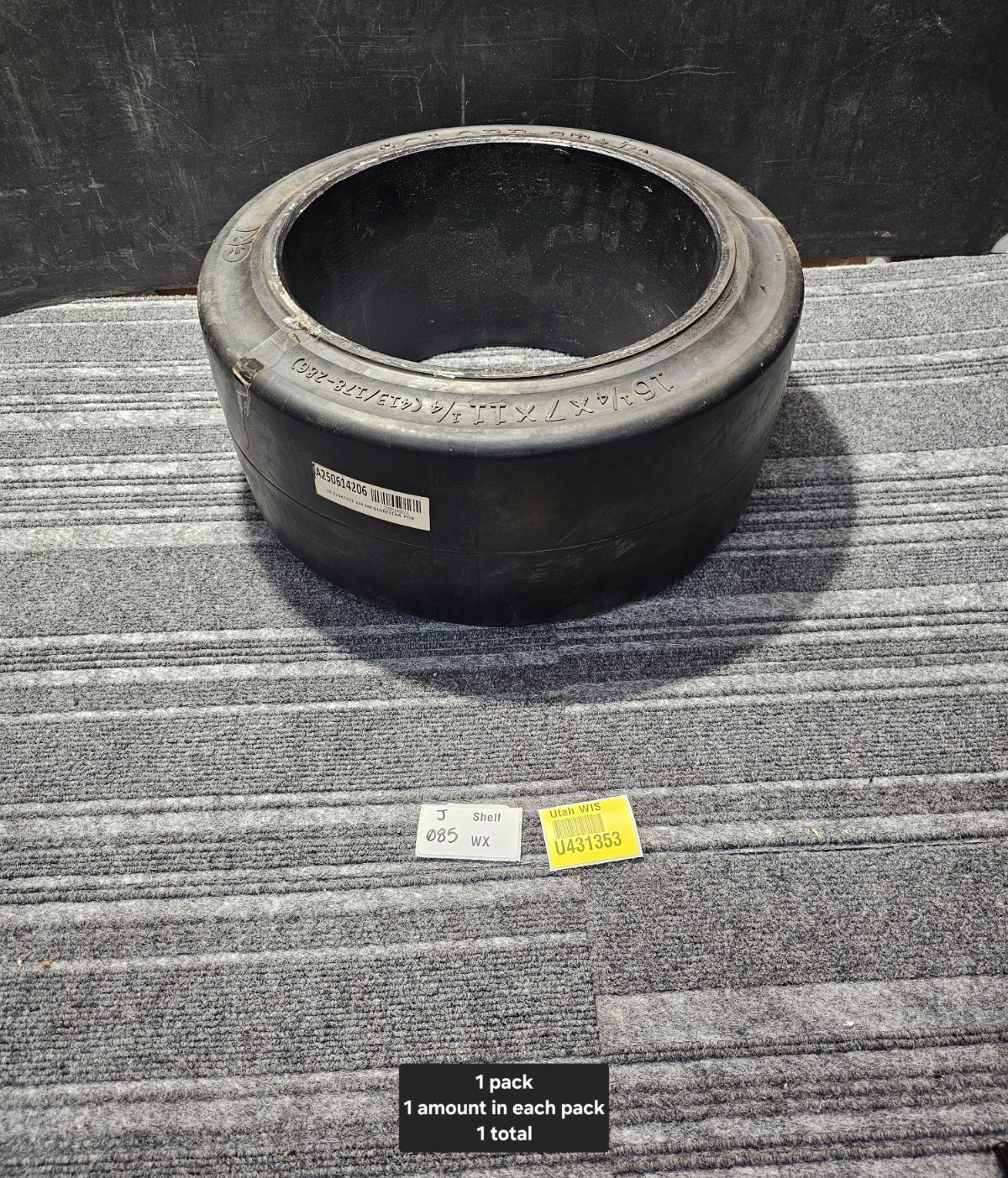 Globe Star Fork Lift Tire 16-1/4x7x11-1/4 Smooth Press On 413/178-286 A250614206
