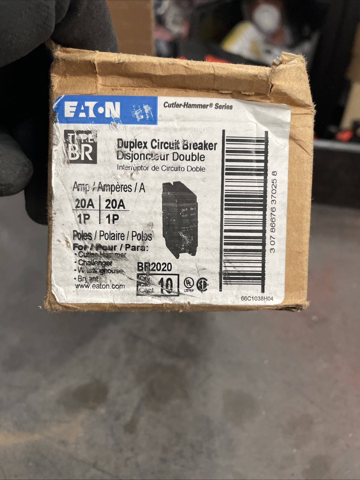 Eaton BR2020 20A 120V Tandem Breaker – Black