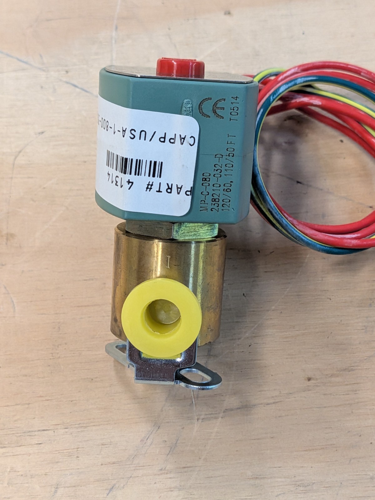 ASCO 8262G22 RedHat Solenoid Valve 1/4 NPT Normally Closed 120V AC