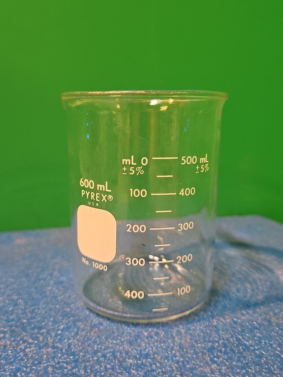 Corning PYREX Glass 600mL Double Graduated Low Form Griffin Beaker 1000-600 B