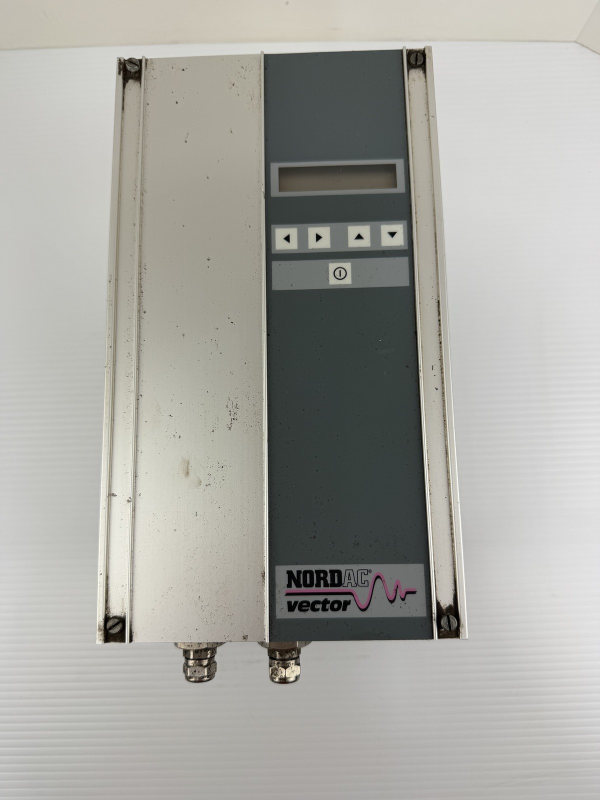 Nord SK4000/3 CT AC Vector Inverter 3 AC 380-460V 6.70 KVA