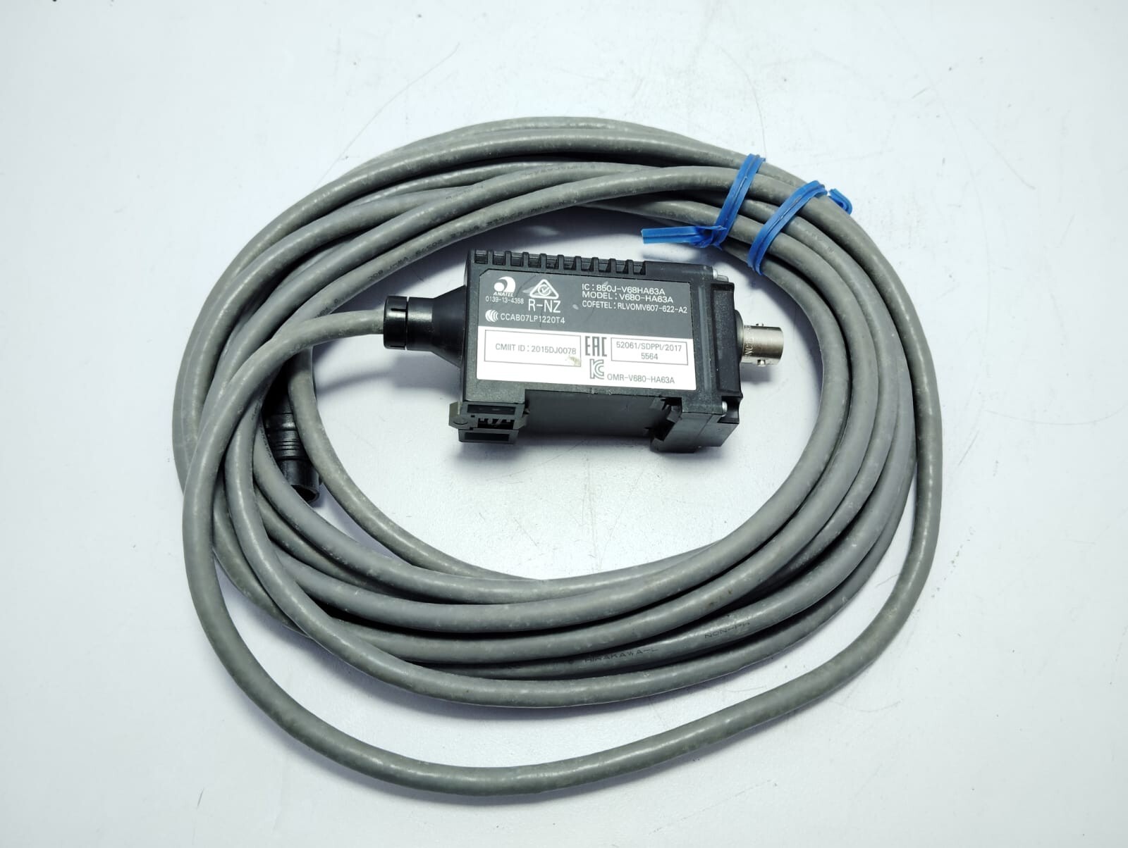 Omron V680-HA63A 0.5M RFID Amplifier Unit