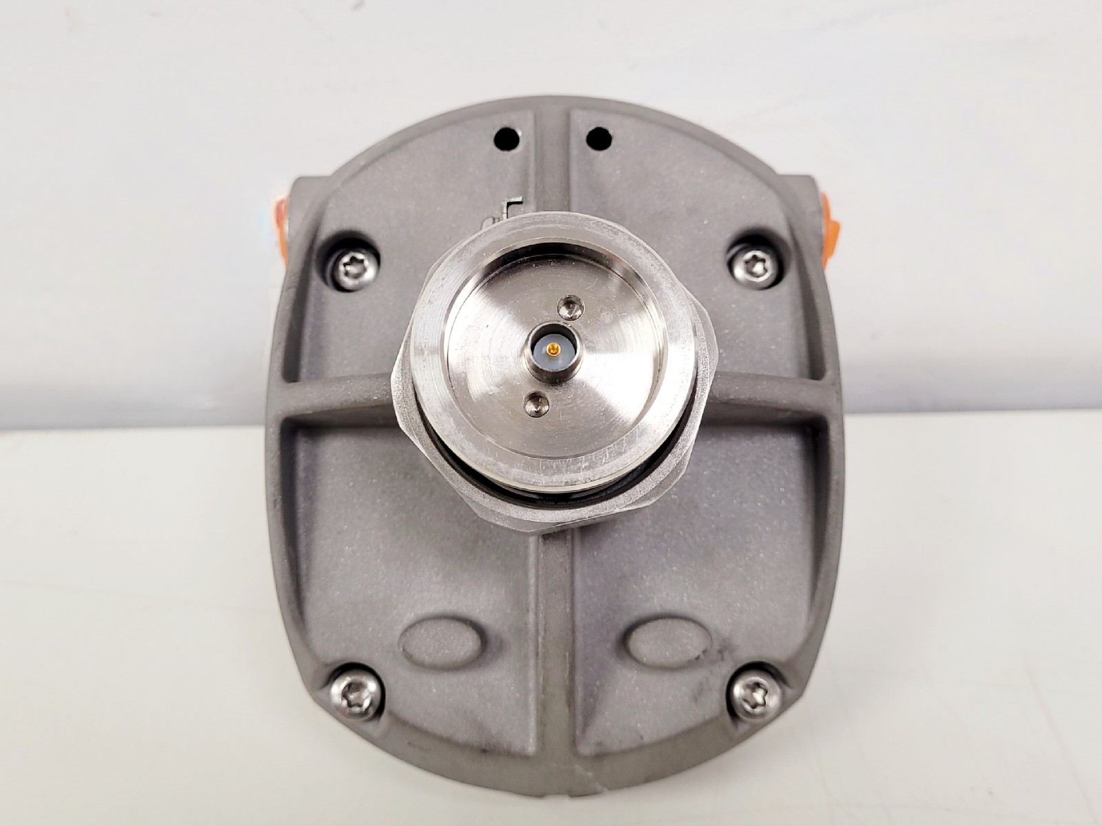 Rosemount 5300 Series 5302HS2S2V4AM00059AAE1 Level Transmitter Lab