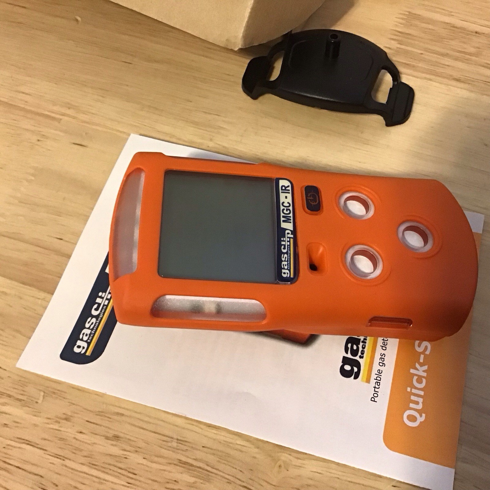 GAS CLIP MULTI GAS MGC-IR CONFINED SPACE GAS DETECTOR – SEE DESCRIPTION