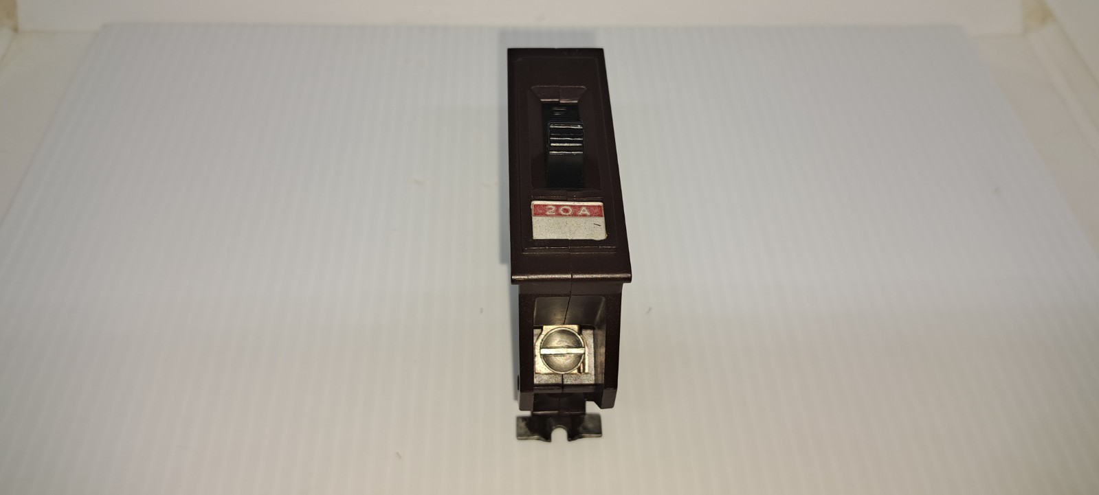 Wadsworth A20N 20 Amp 1 Pole 120V Circuit Breaker Metal Foot A20NI A120NI Flaw