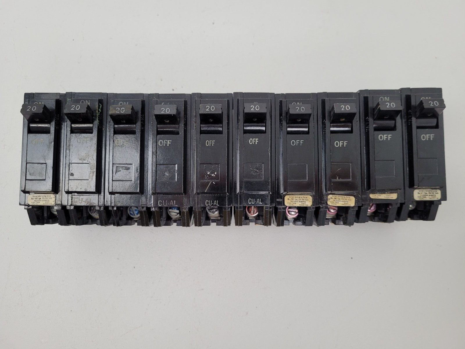 Lot of 10 – THQB1120 GE 20 Amp 240 Volt Circuit Breaker – Next Day Option