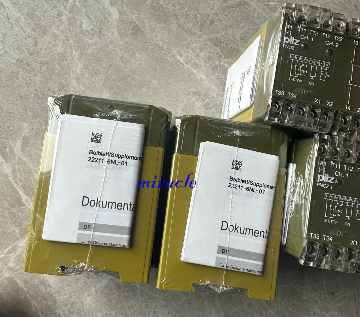 475695 1pc new pilz 475695 Safety relay 475695