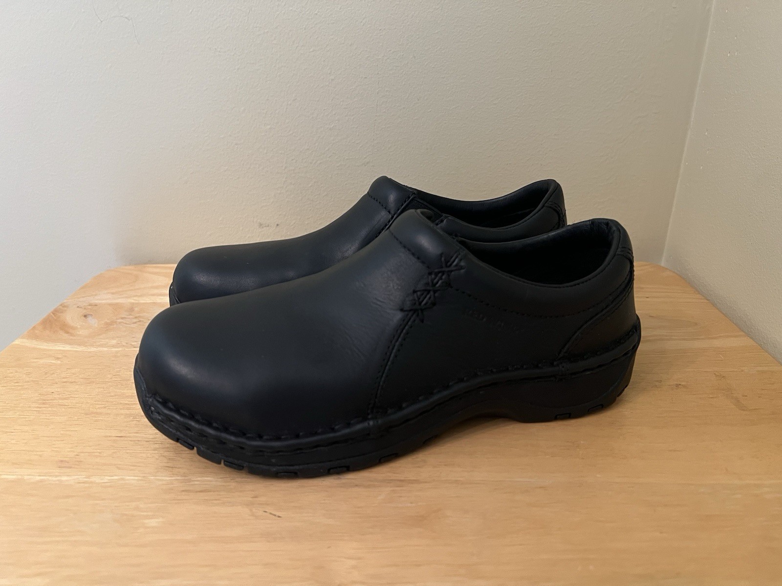 Red Wing Aluminum Toe Slip Resistant SD Work Shoes Women’s 6.5 Black 2321
