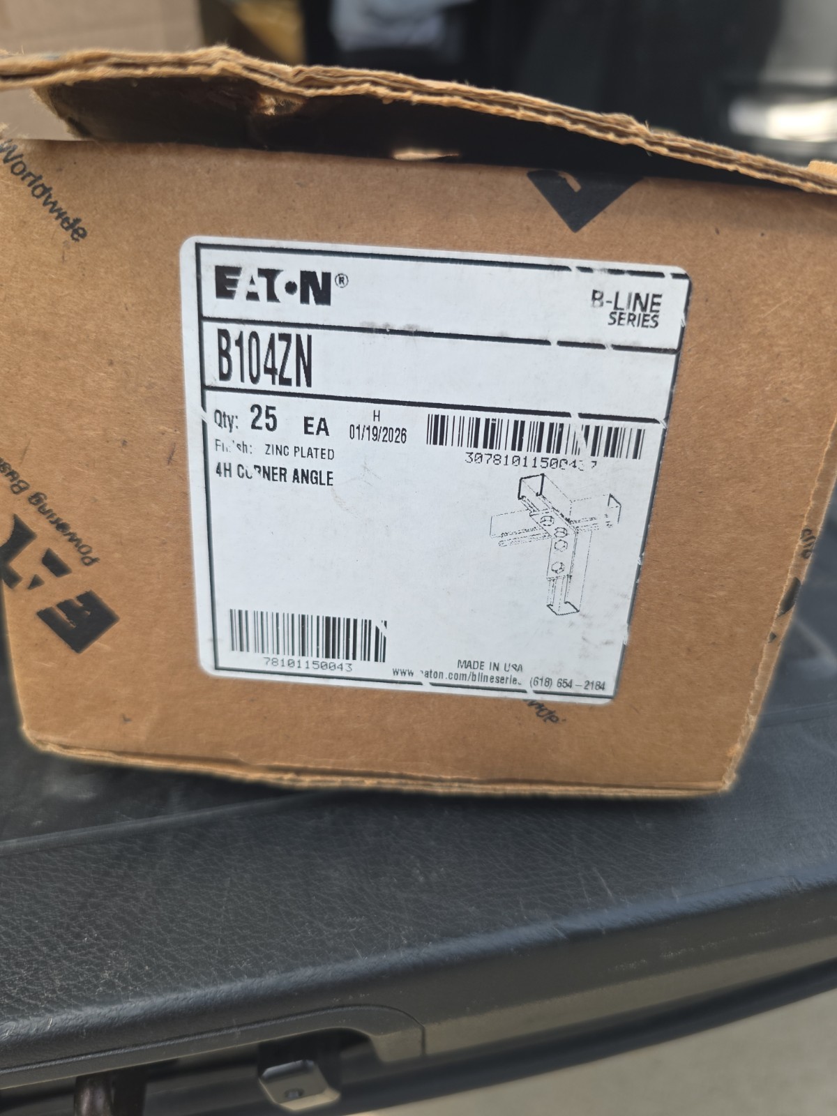 25 EATON B104ZN Four Hole Corner Angle B-Line Series Zinc Plated Made In USA NEW