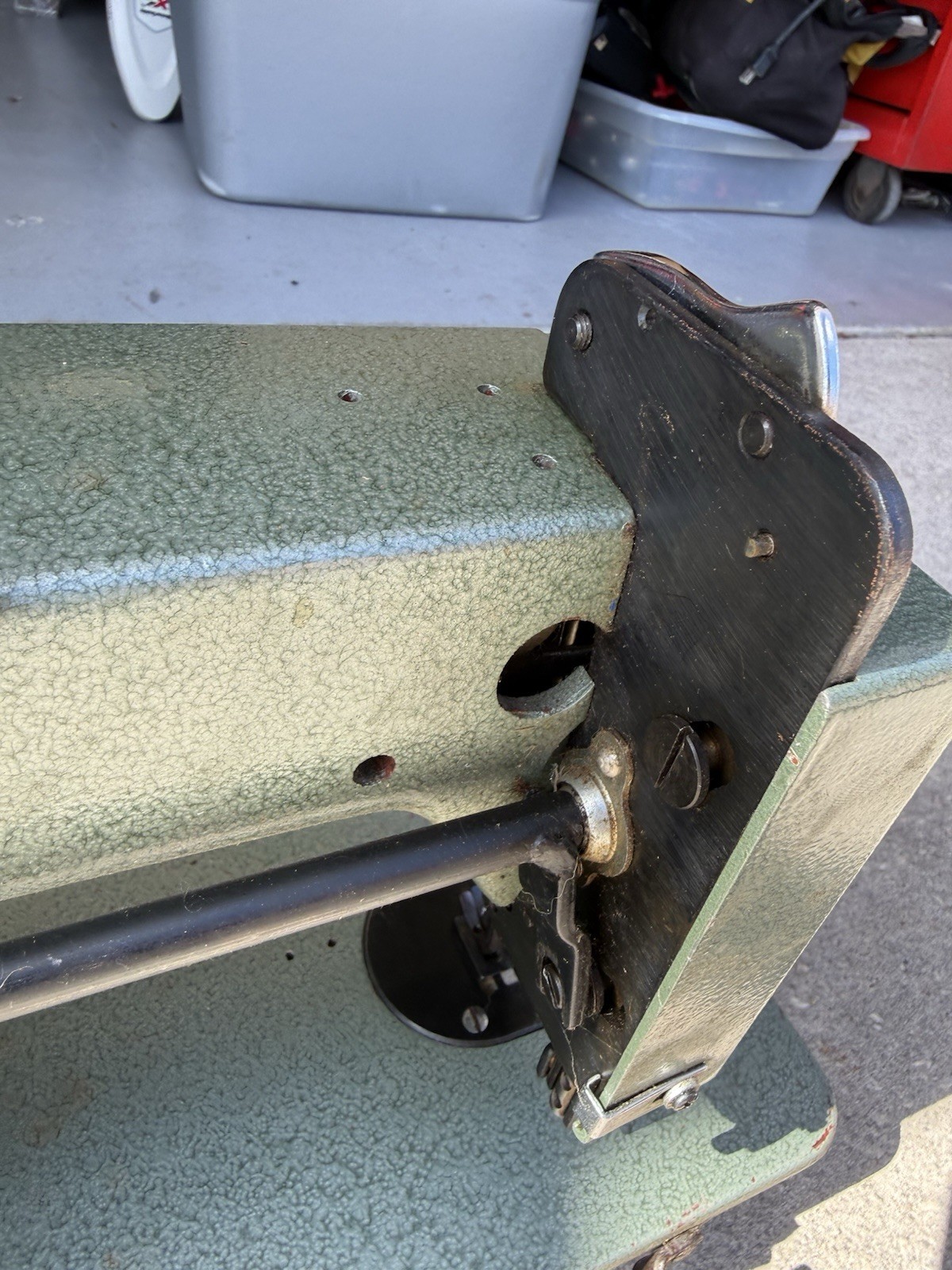 Thompson PW-201 Mini-Walking Foot Industrial Lockstitch Sewing Machine