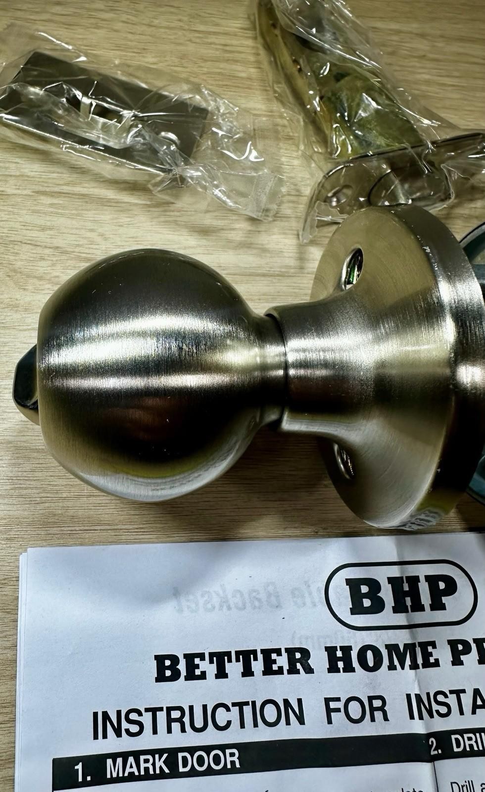 NEW! BHP Satin Nickel Round Ball Privacy Bed/Bath Door Knob Model 10226DC (G)