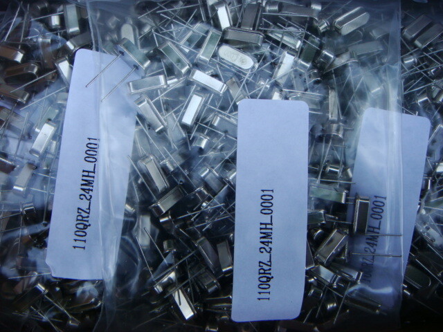 LOT 200 24.000 MHz Crystal Oscillators in HC-49US package – NEW and UNUSED