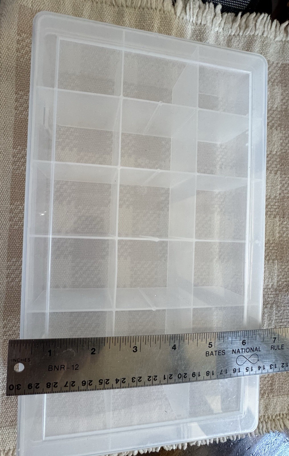 18 Compartment Plastic Storage Box Tray Bin Sorter – 11x7x1.5 inches MINT COND.