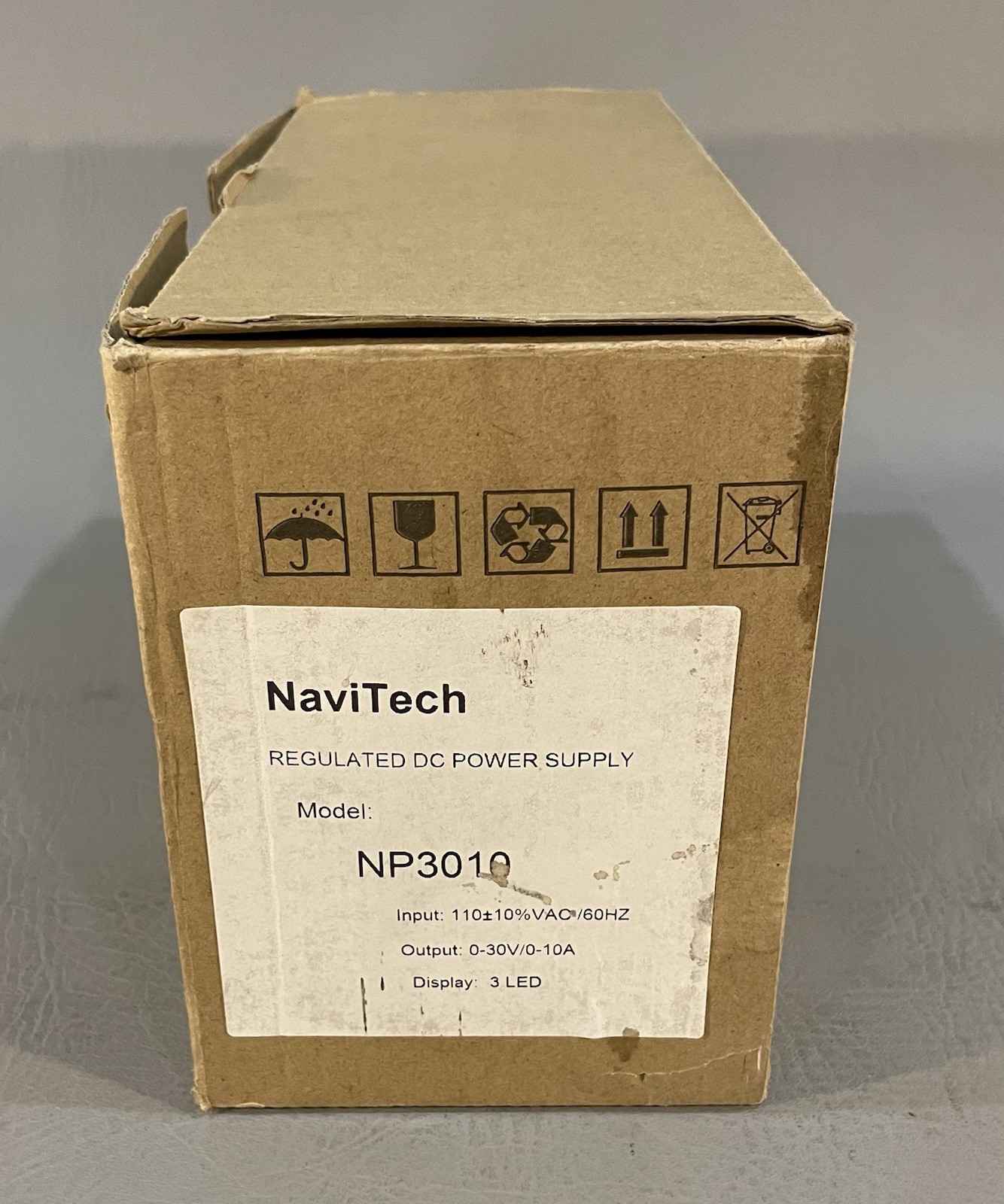 NaviTech NP3010 Power Supply Variable Input AC 110V 60Hz Output DC 0-30V 0-10A