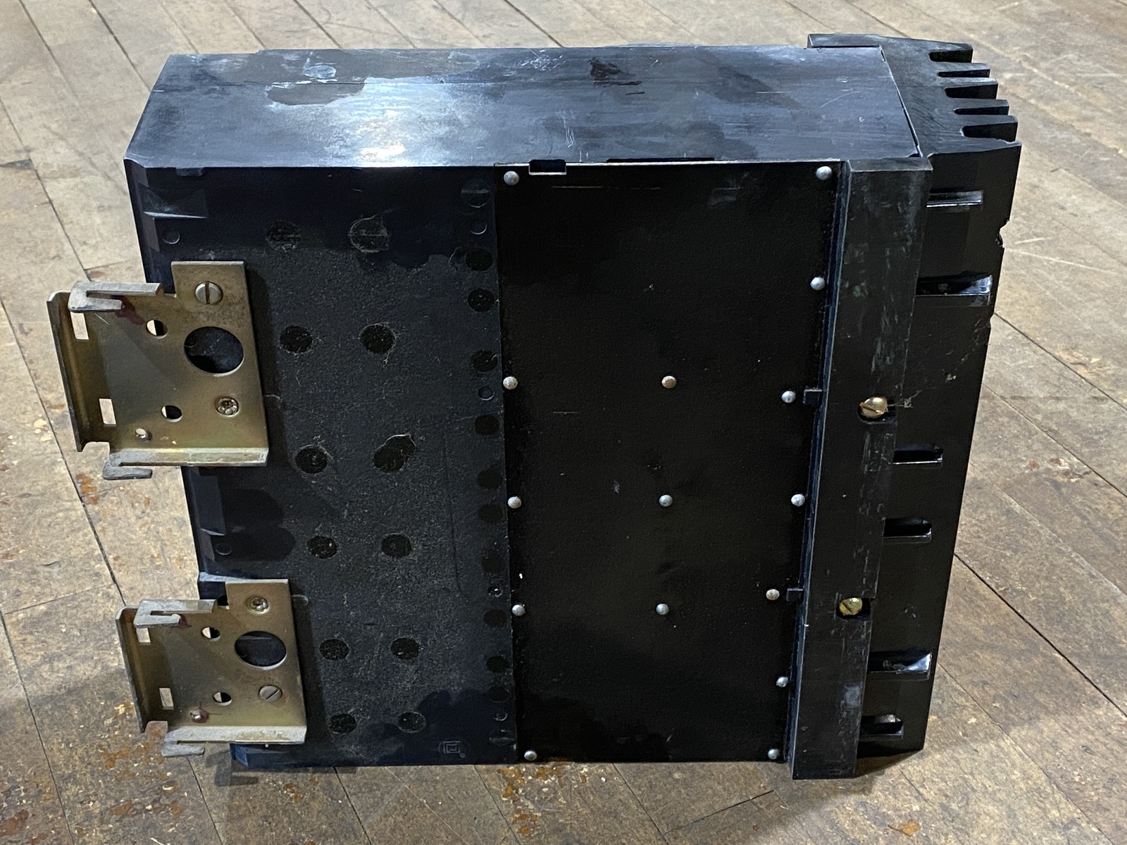 Square D IL34300 I-Limiter Circuit Breaker 300A 480V 3P Type IL 50/60Hz