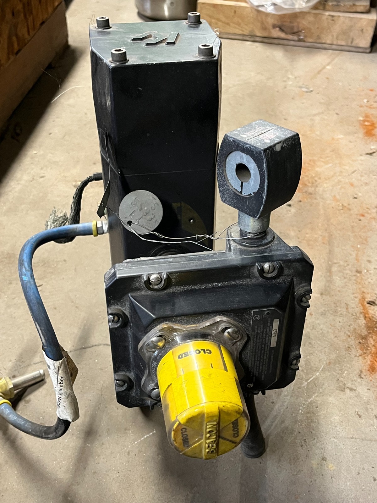 KEYSTONE 020-790-301 PNEUMATIC ACTUATOR WITH WESTLOCK MONITOR 4040