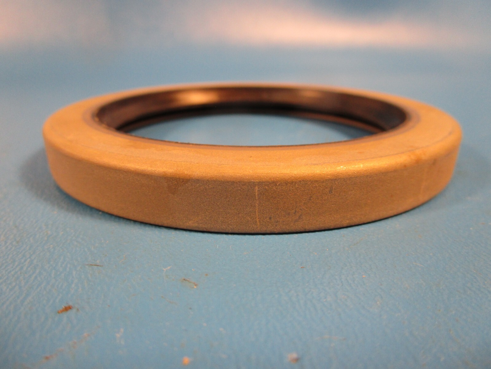 CR 29951, SKF Single Lip Oil Seal, 3.000 in Shaft Dia., 4.003 in OD, 0.438 in W