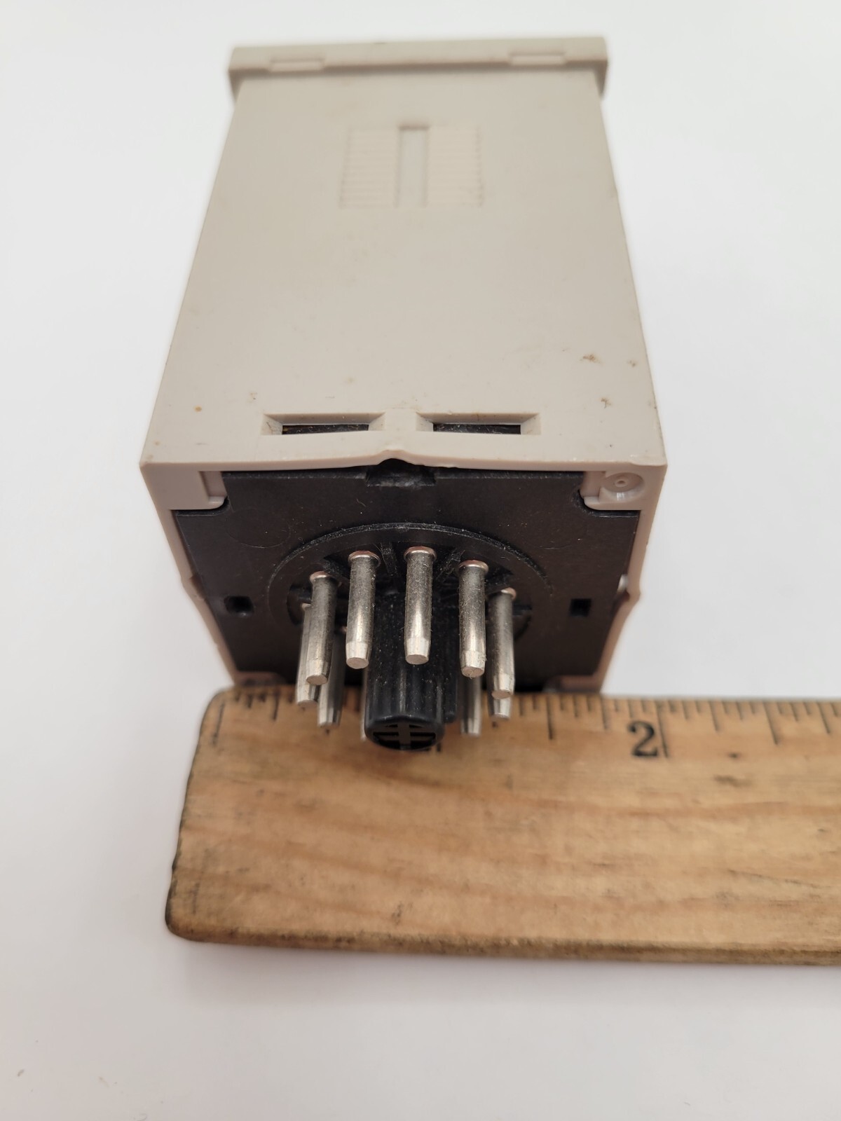 Omron H3BA Timer Relay Plug-in Mount 5A 250VAC SPDT Coil 24VDC 50/60Hz 11-Pin