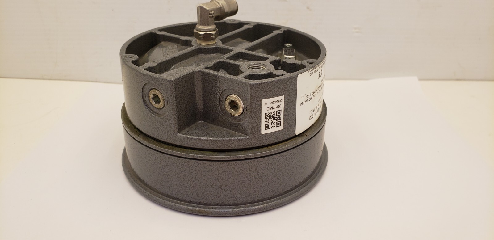 DWYER DH3-002 DIFFERENTIAL PRESSURE CONTROLLER, 0-0.25″ W.C. RANGE