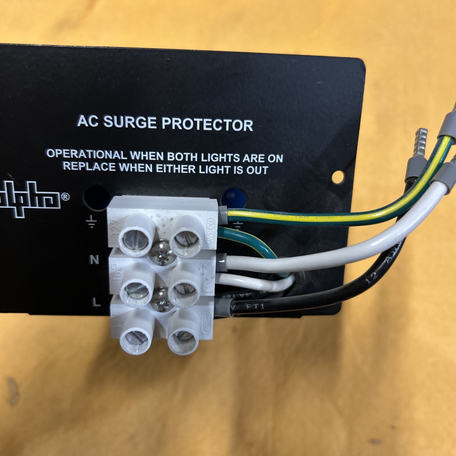 Joslyn Surgitron III AC Surge Protector 120/240 Volt 100 KA