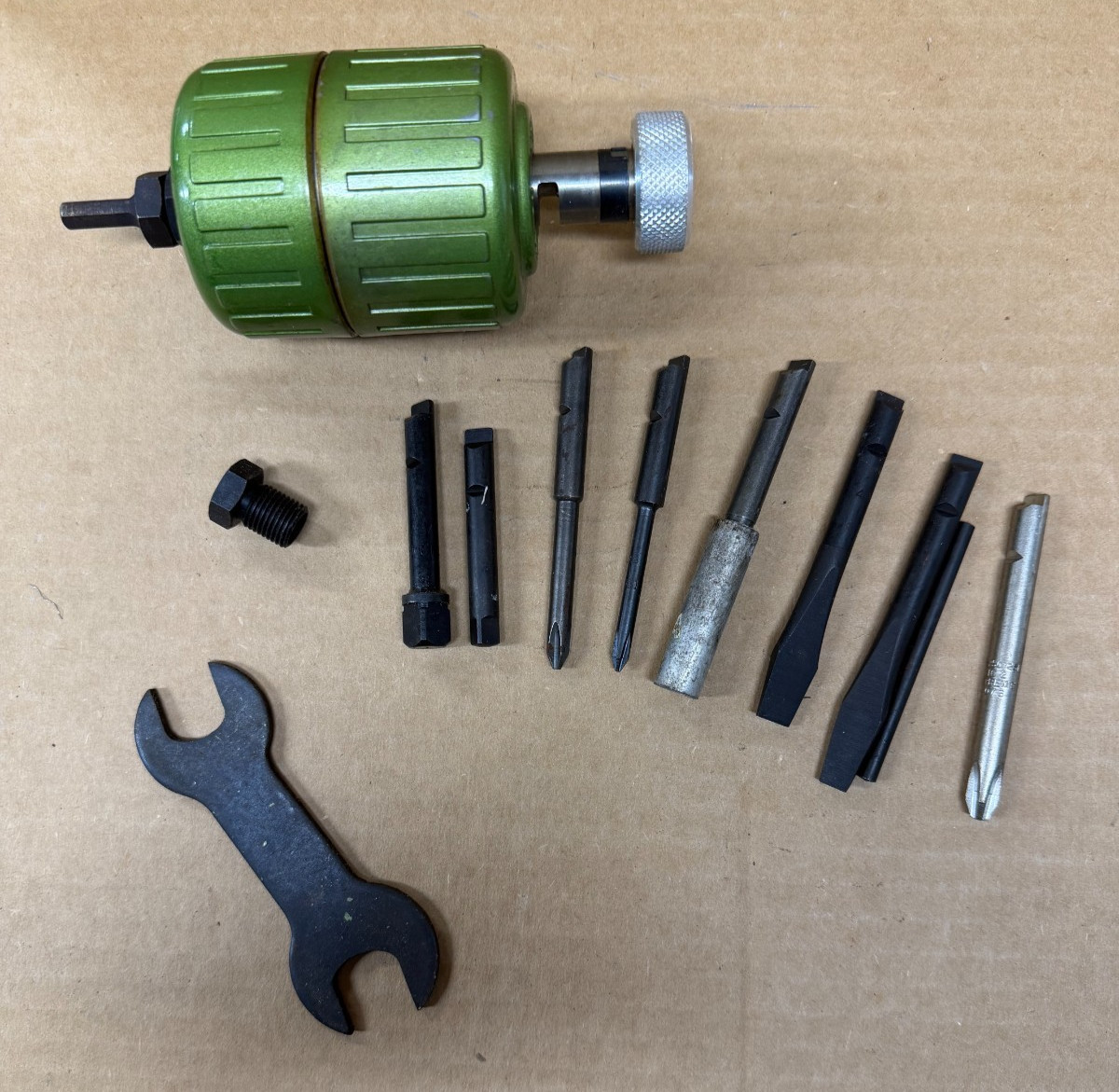 BUCK SUPREME 71114 VERSATAPPER VERSAMATIC PUSH-PULL TAPPER VERSAMATE