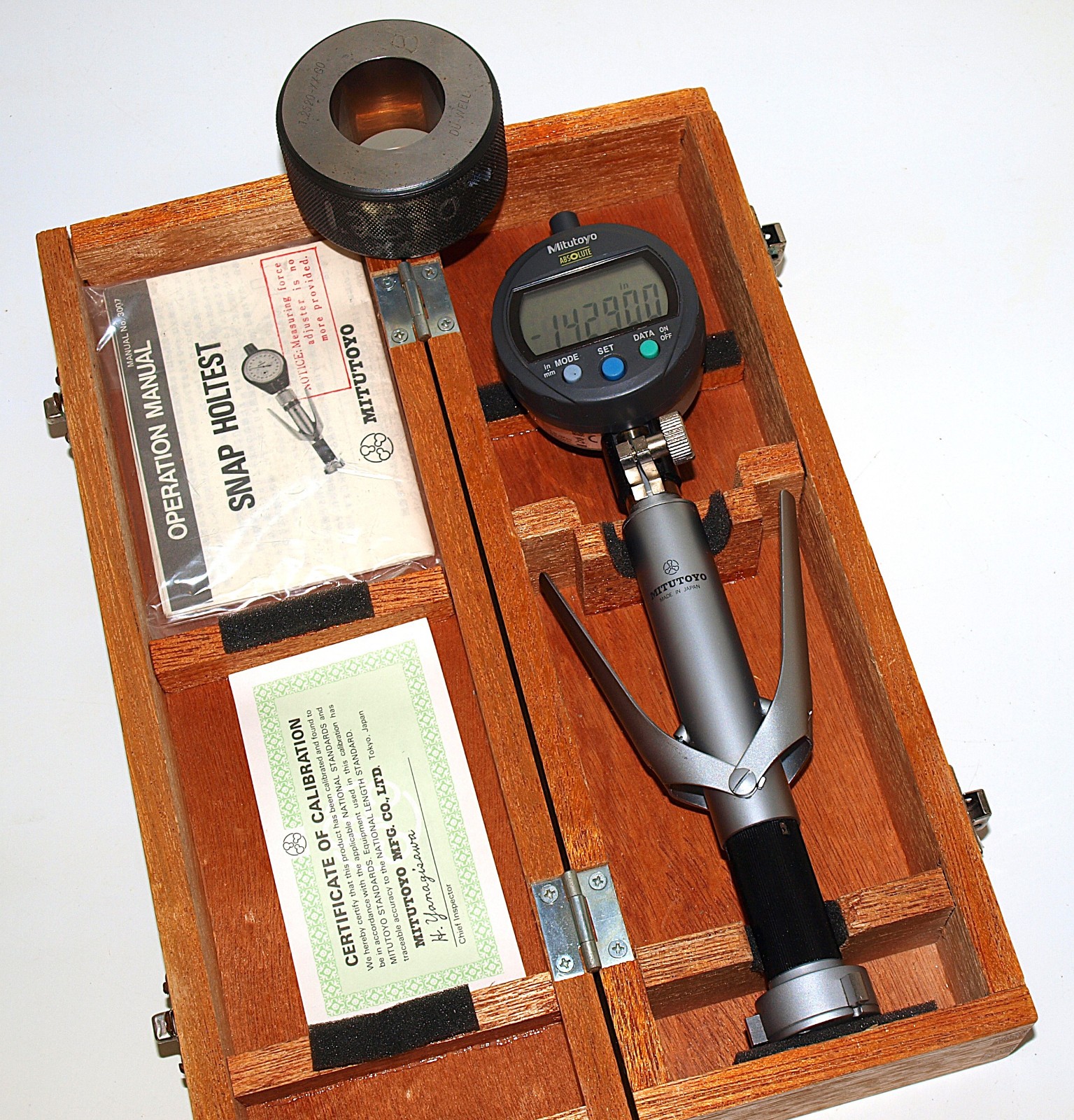 MITUTOYO 1.2-1.4″ HOLTEST 3 POINT BORE GAGE with DIGIMATIC INDICATOR. TESTED