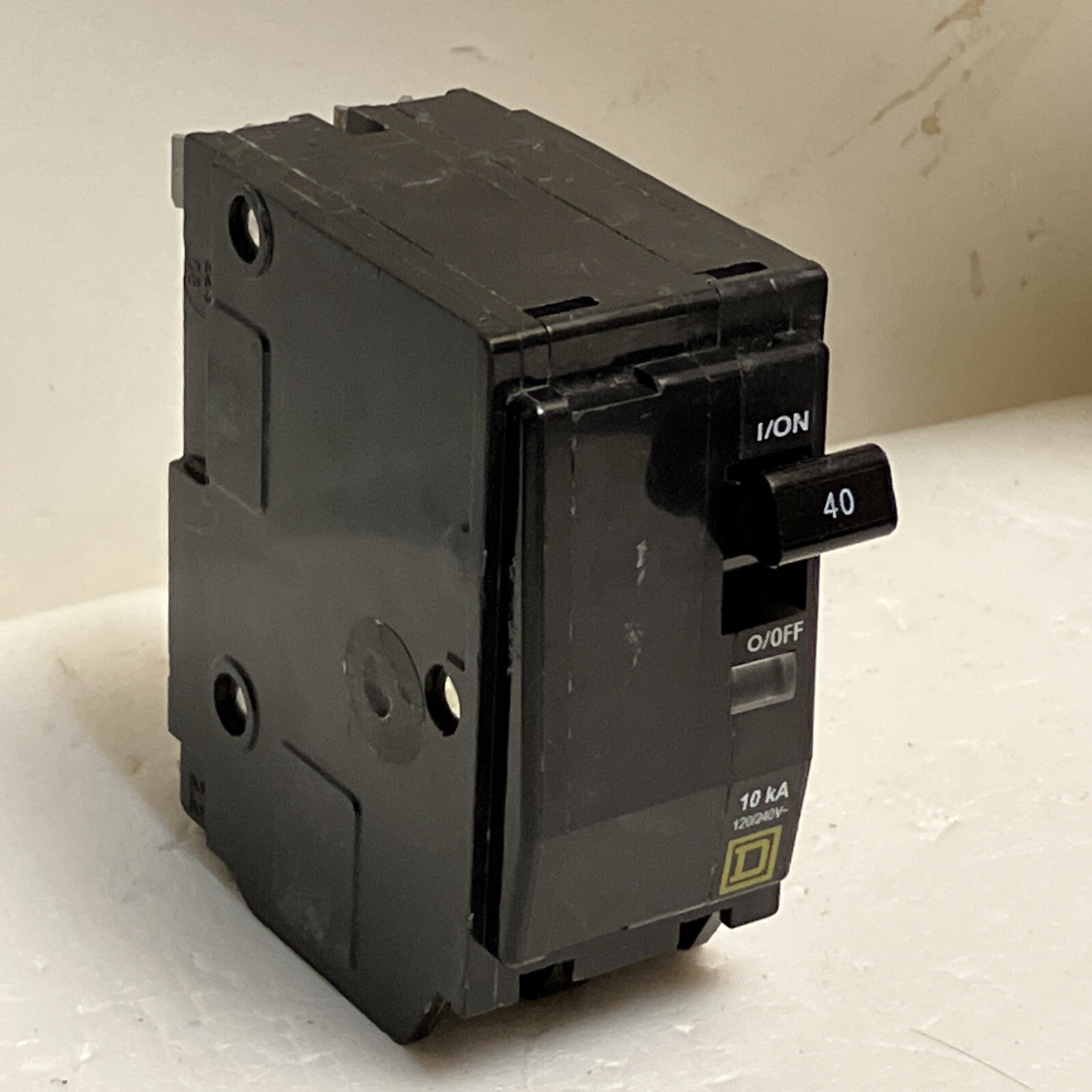 Square D QO240 40 Amp 2 Pole Yellow «D» QO Plug-in Circuit Breaker 120/240 USED