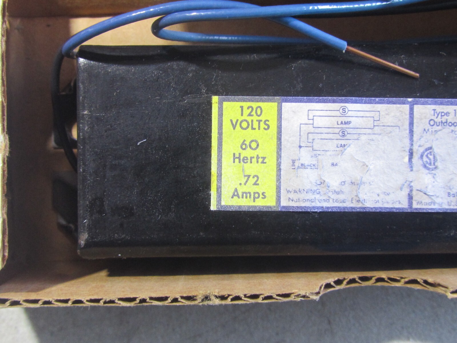 NEW Advance Transformer Ballast L220F 120 Volts 60 Hertz Preheat Lamp Ballast