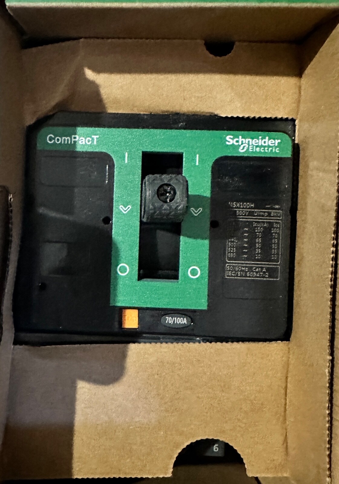 SCHNEIDER C10H3TM100 NSX100H 70kA AC 3P3D 100A TMD molded case circuit breaker