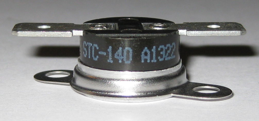 White Rodgers Thermostat – 140 F / 60 C Close on Rise – 1/2″ Bimetal Disc 10849