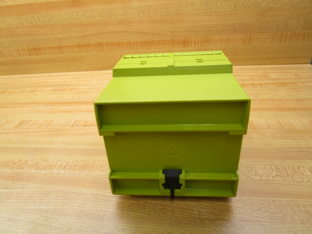 Pilz PNOZ-11 24VAC 24 VDC 7n/o 1n/c Relay 774080