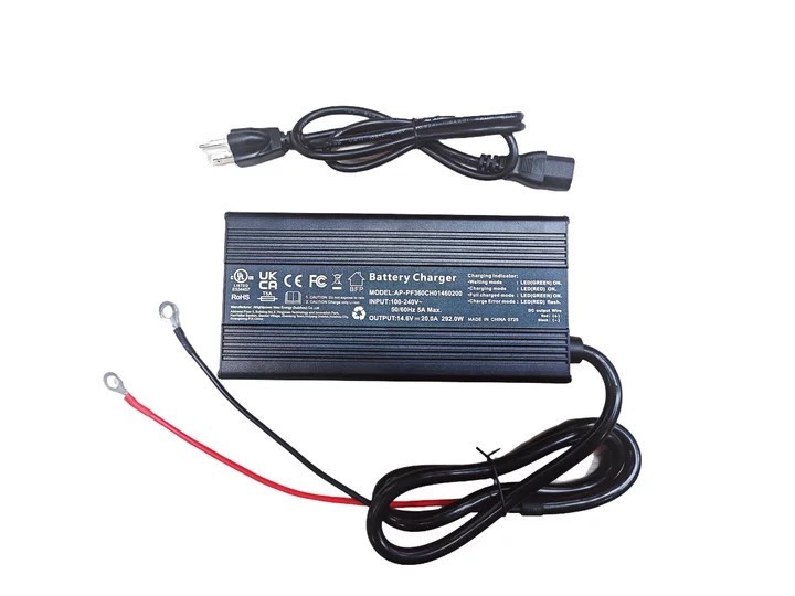 POERUNI 100Ah 12.8V LiFePO4 Lithium Battery with BMS 100Ah + 14.6V 20A Charger
