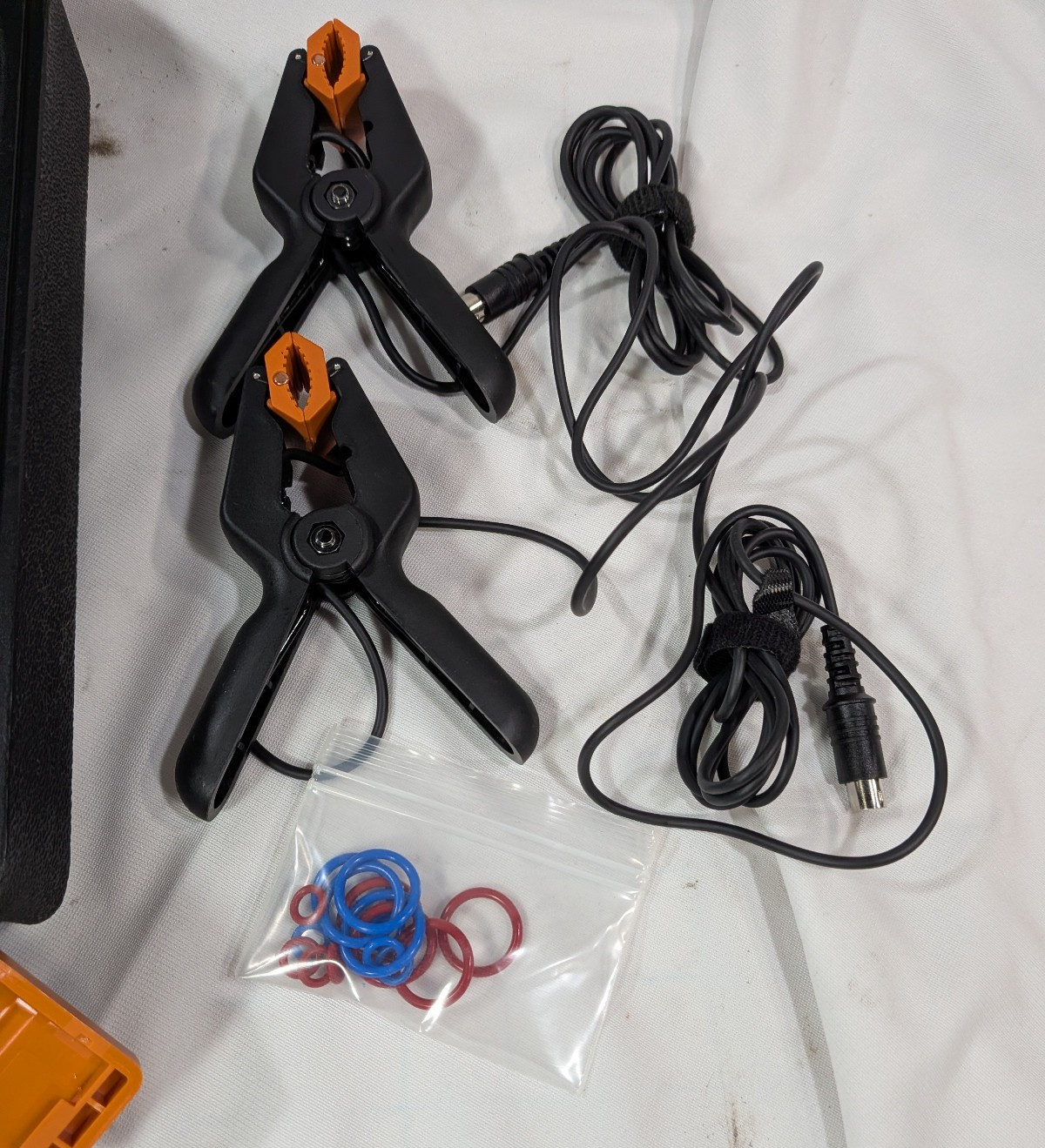 Elitech Air-Conditioning Repair Solution Pack -Dual Sensor Leak Detector IR-2
