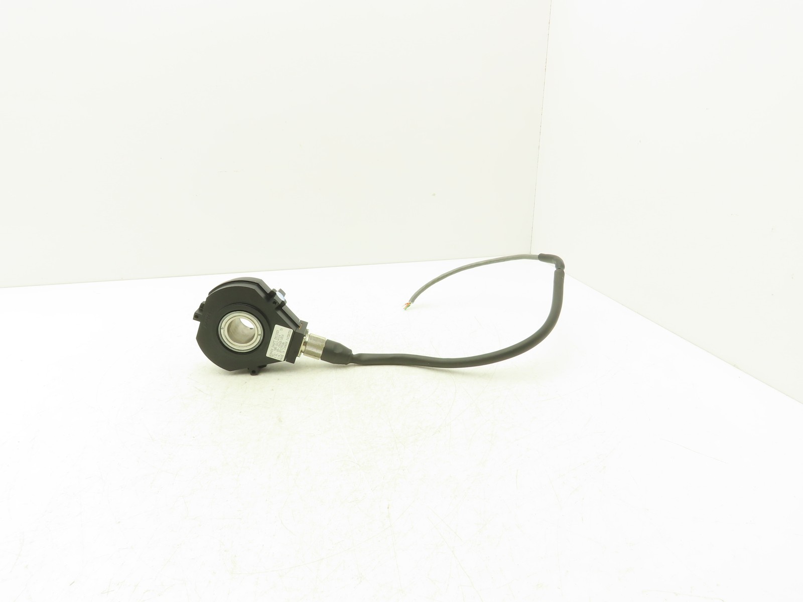 Hohner 88-J364B/1024 Hollow Shaft Encoder 1024ppr 12 Pin 1-1/8″ Shaft