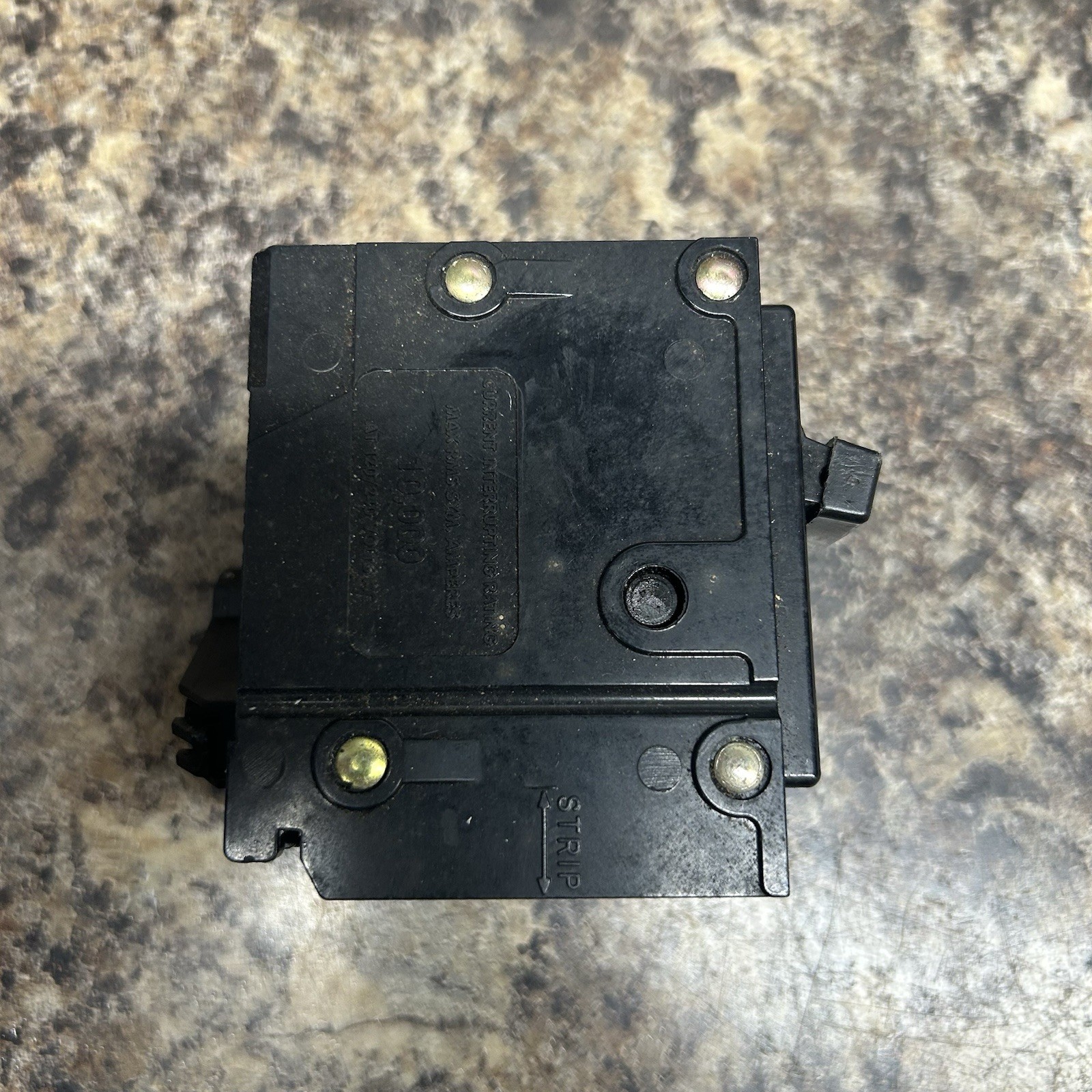 100A 2-pole Eaton Cutler Hammer type BR2100 Circuit Breaker 120/240V Common Trip