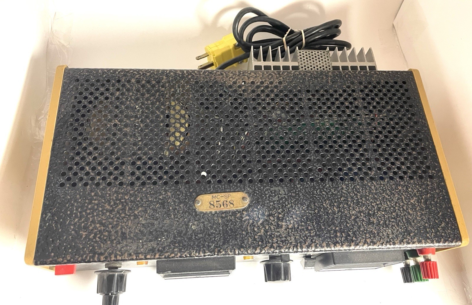 Vintage BK PRECISION Dynascan Model 1601 Regulated DC Power Supply 0-50V 2 Amp