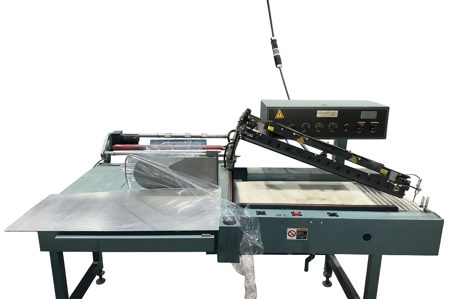 Shanklin S-24BL Semi-Automatic L-Sealer, Right Feed