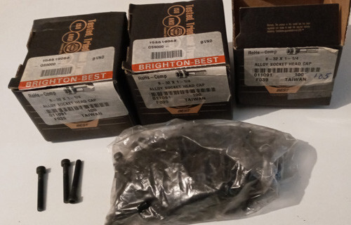 Lot of 305: Brighton 8-32 x 1-1/4 Alloy Socket Head Cap
