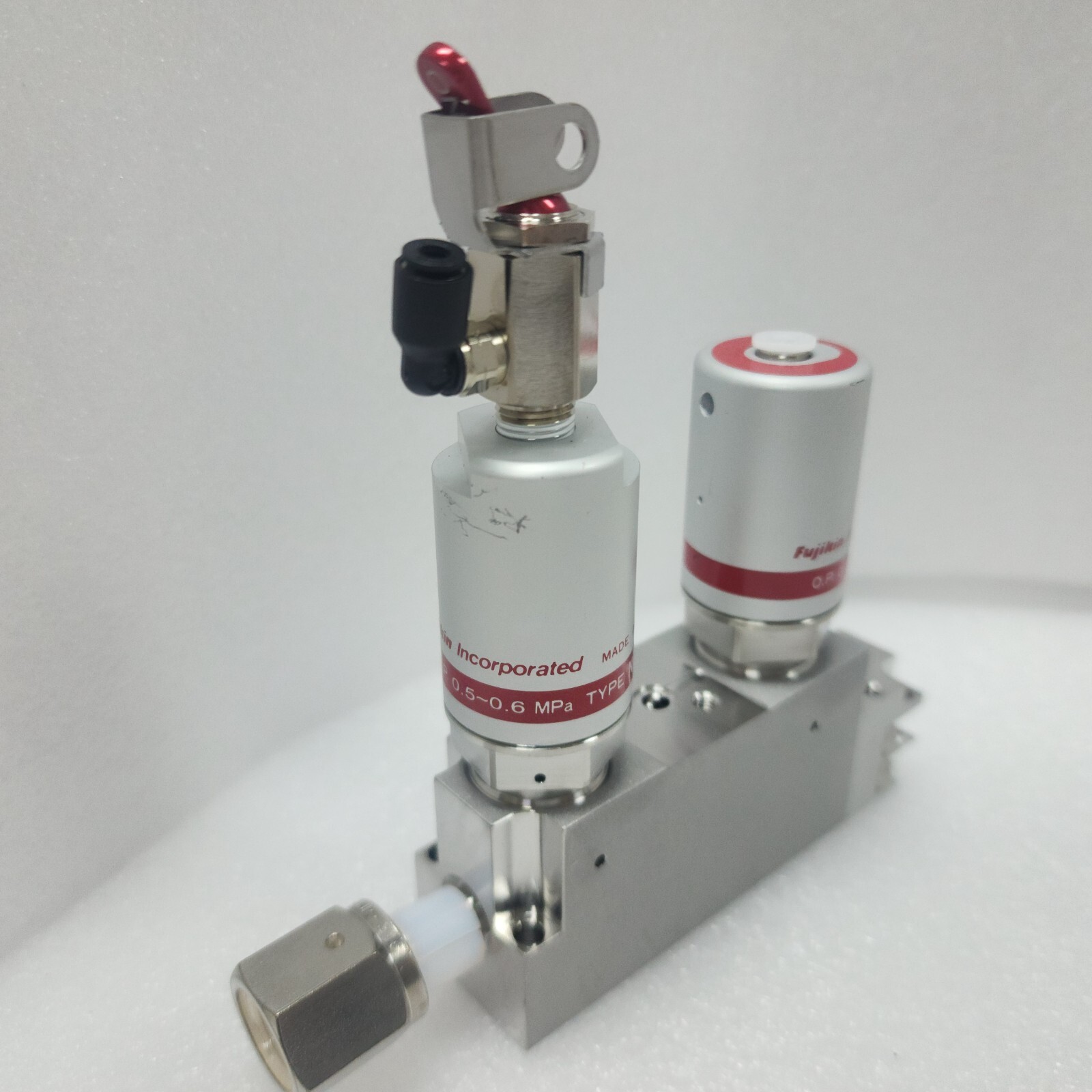 Lam 766-077821-501, C No. 567512, Fujikin 0.5~0.6 Mpa Type NO Assem,Jp+97140