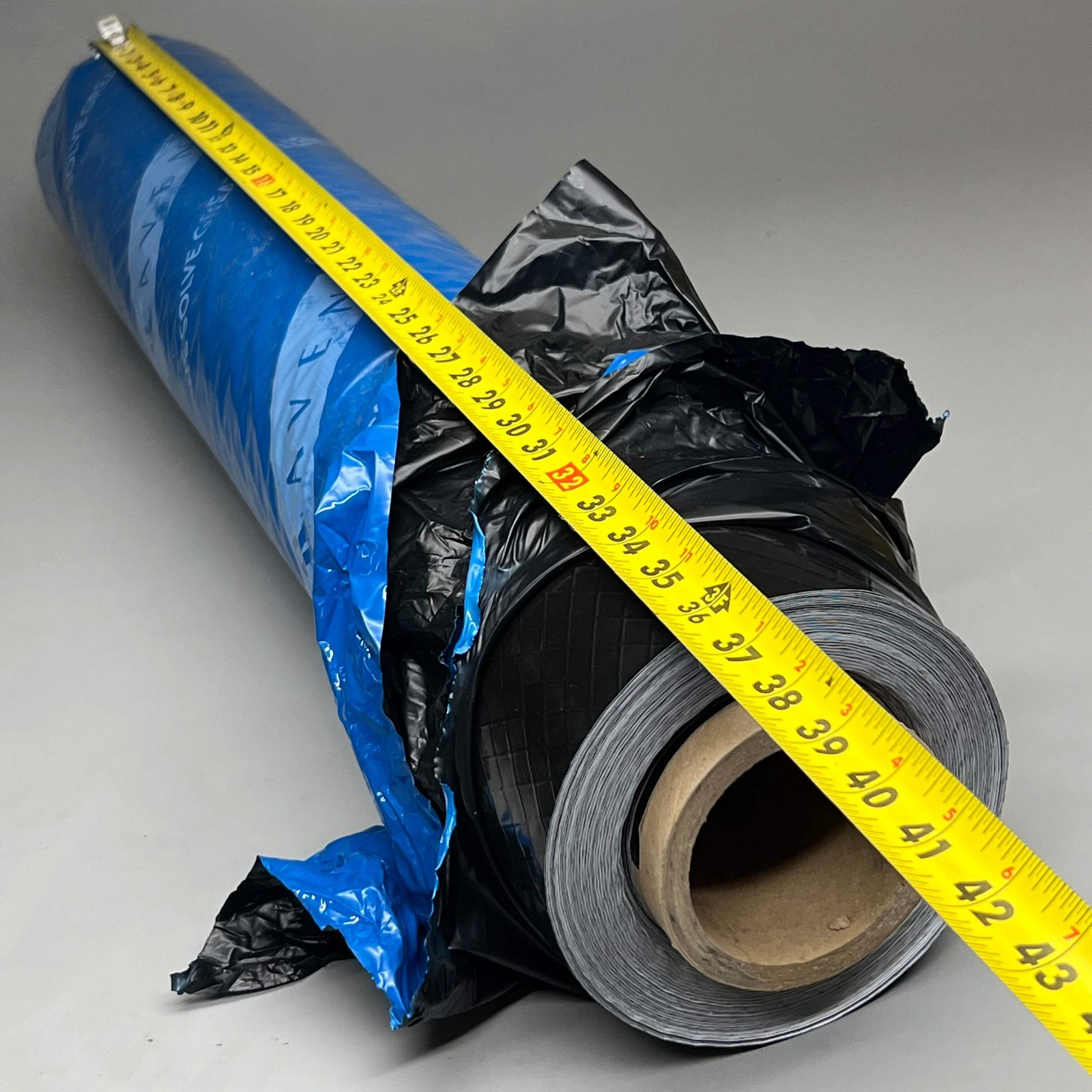 RAVEN Cover Material Dura Skrim R12WBK WH/BK 3’X130′ Black