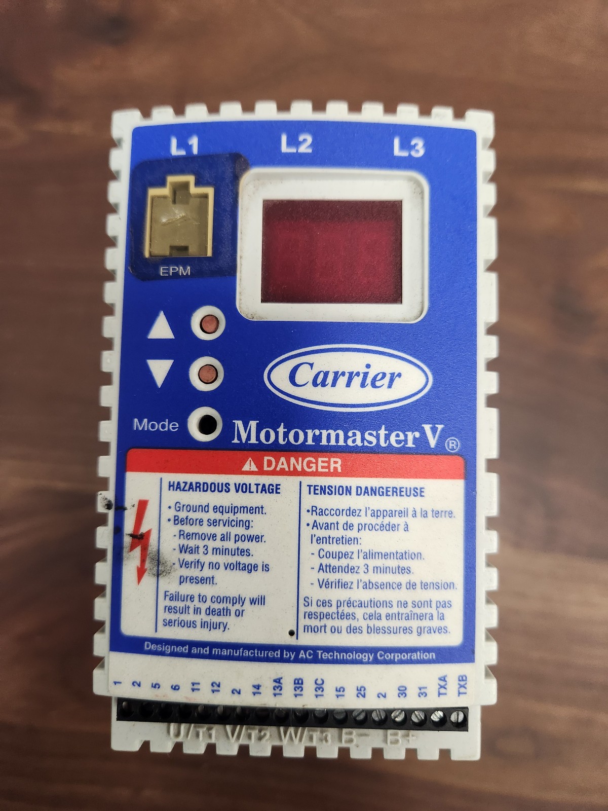 Carrier Motormaster V HR46TN005 Variable Frequency Drive 460/480V 3-Phase 5HP
