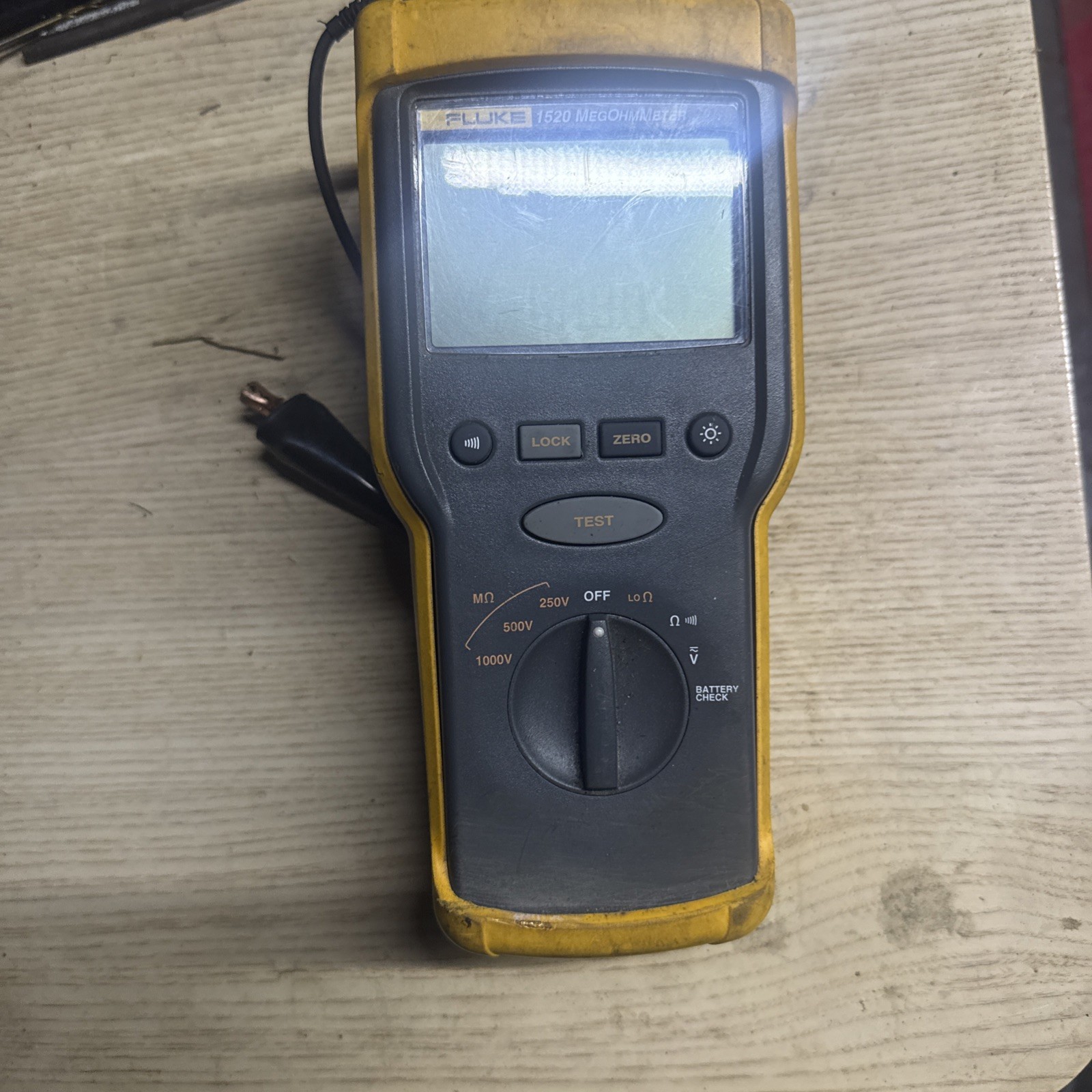 Fluke 1520 MegOhmMeter Insulation Tester