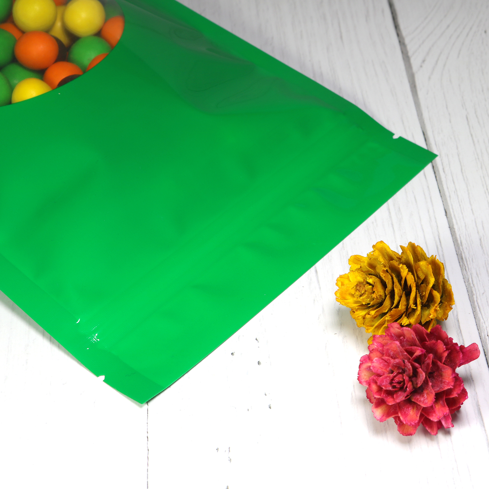 Reusable Glossy Green Stand-Up Zip Seal Pouch w/ Window in Many QTY (6.3×8.7″)