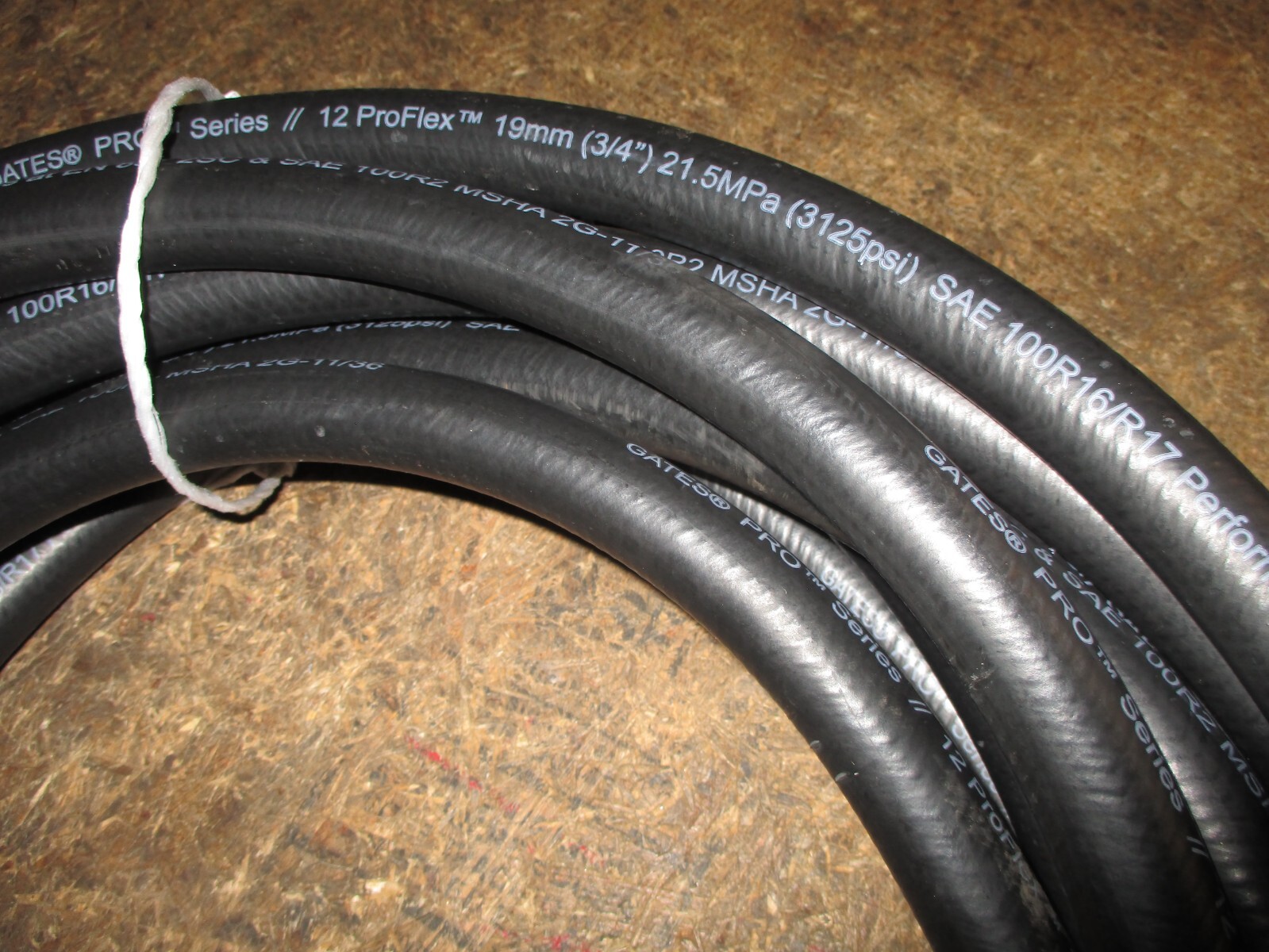 GATES HYDRAULIC HOSE 12 PRO SERIES PROFLEX 3/4″ 25′ FEET SAE 100R16/R17 3125 PSI