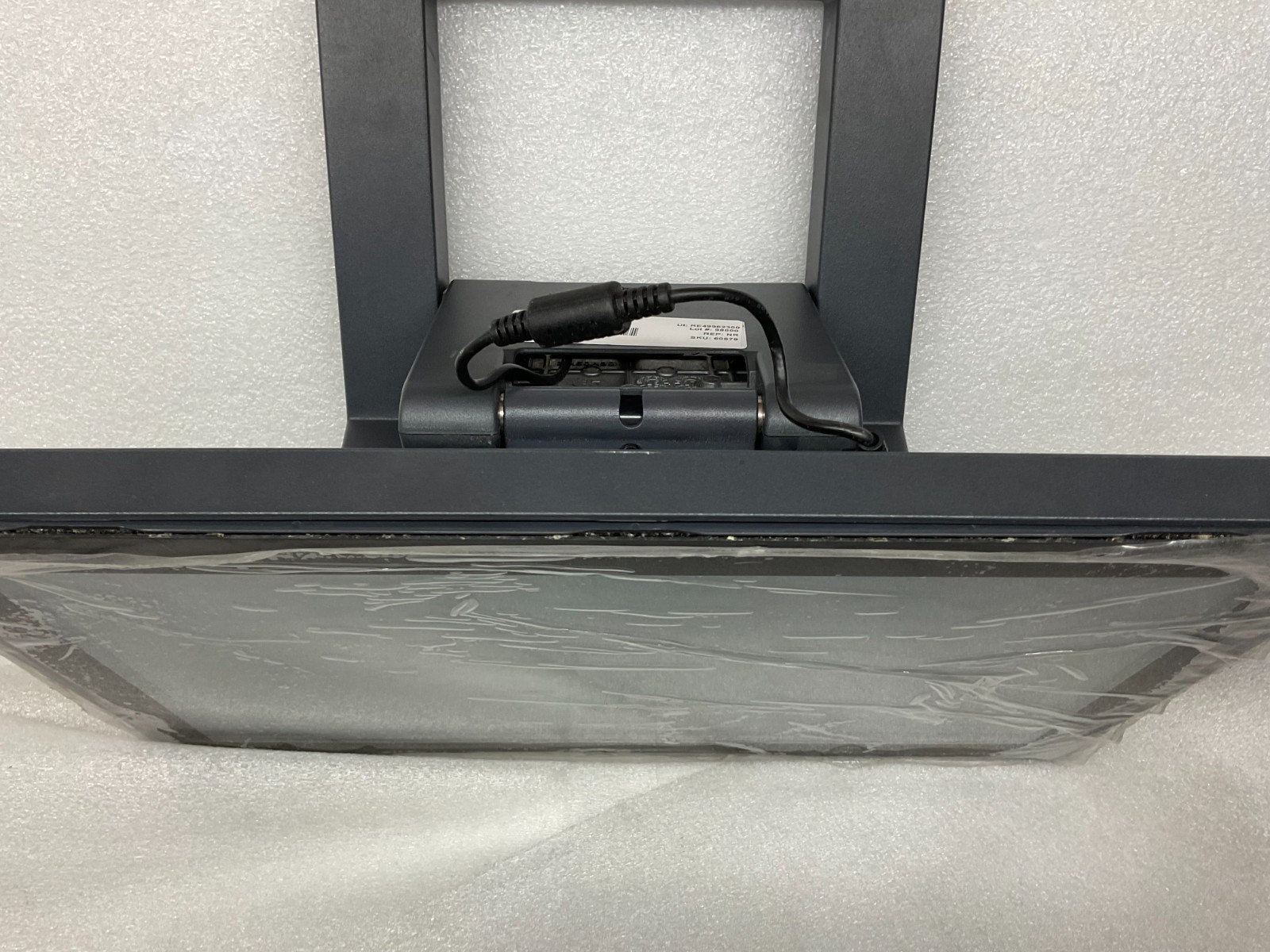 Pinnacle J2 240 Grey Integrated Touchscreen POS Terminal 14″ Display NO HDD/SSD