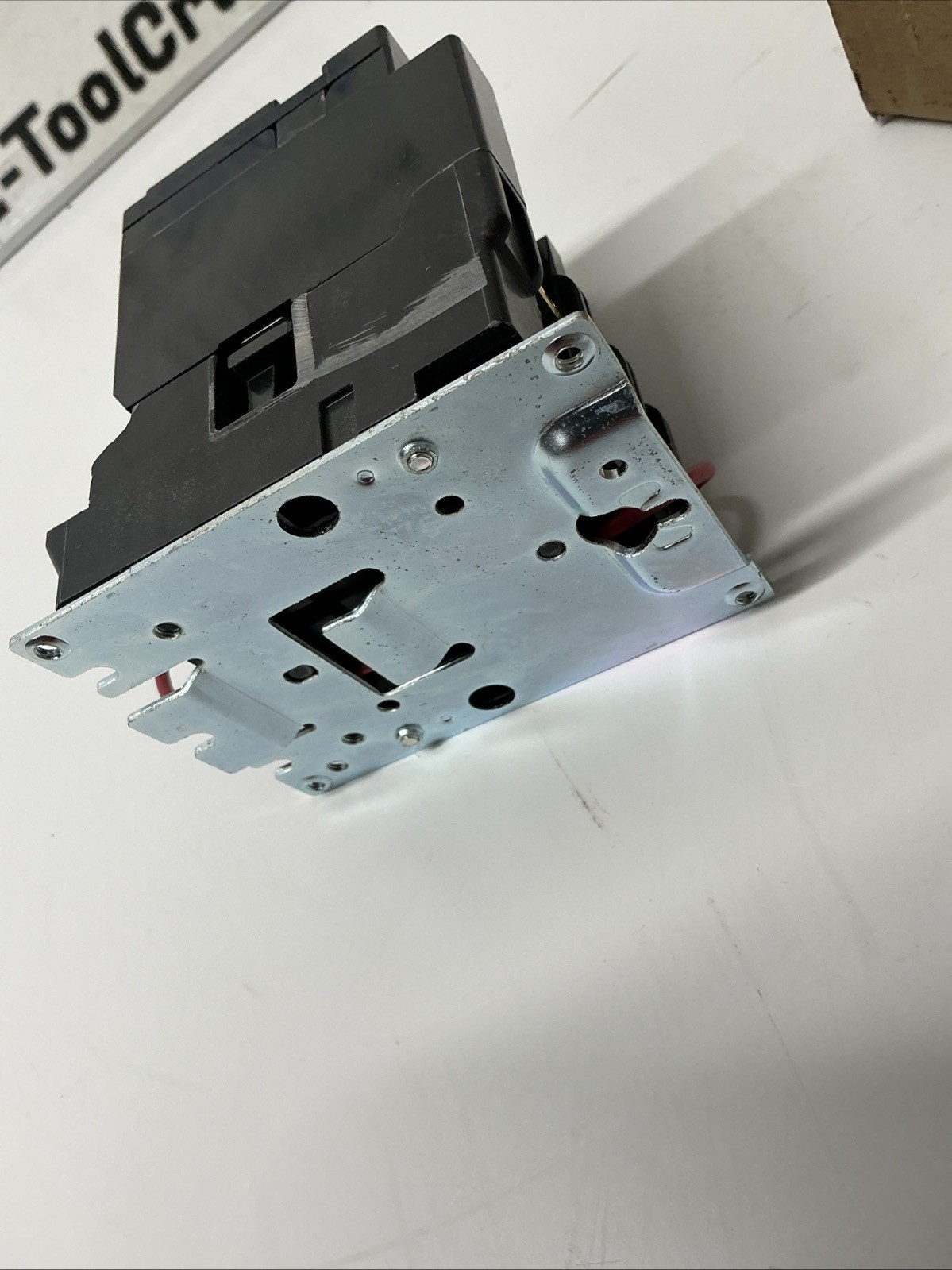 Square D 8502SCO2V02S Series A Contactor. AC-332