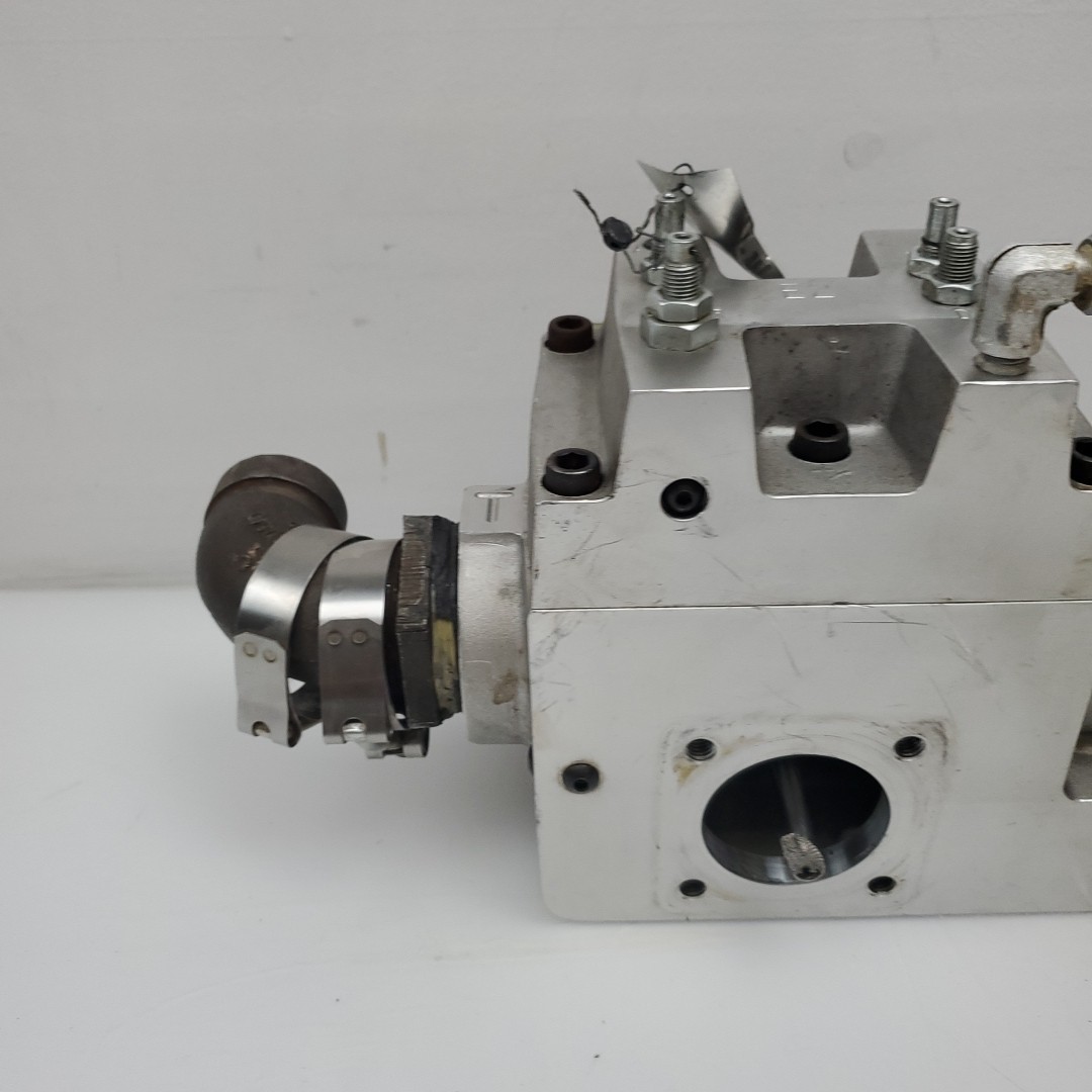 Maxton UC4-STD E2 Hydraulic Control Valve 50-800 PSI 3.4-55 bar 700 L/min