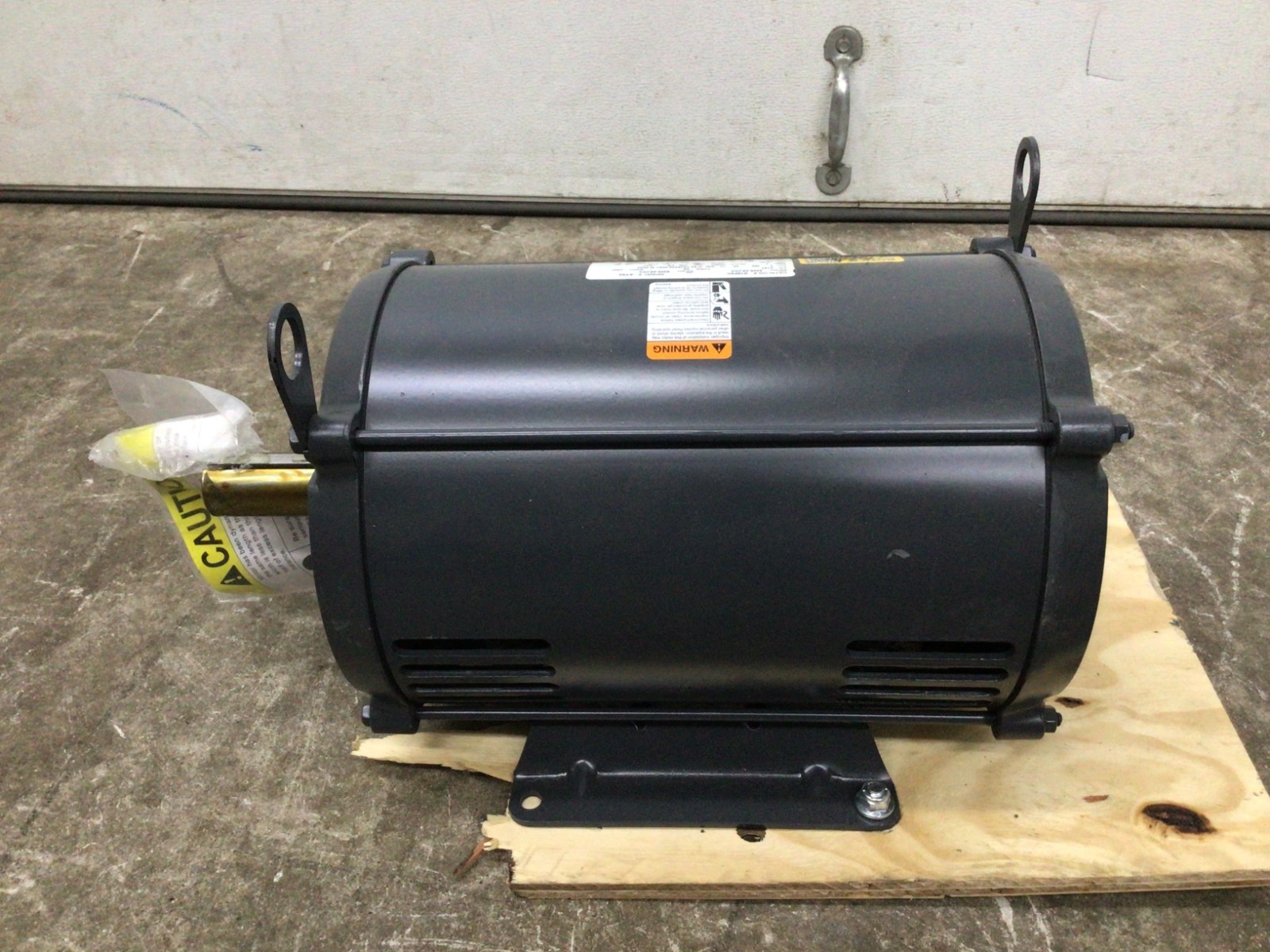 U.S. Motors D10p2d Three-Phase Metric Motor, 10 Hp, 215T Frame, 208 To 230/460
